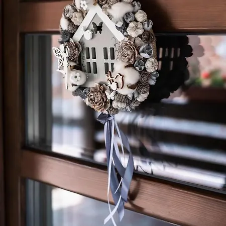 Boroka Vendeghaz Toalmas